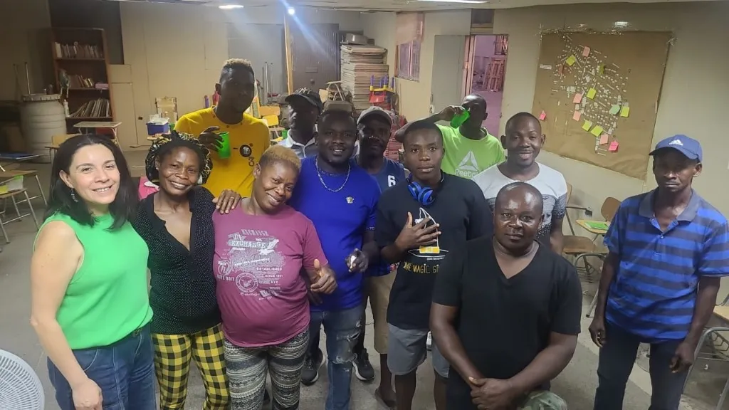  CEOM (Centro de Estudios y Orientación Migratoria)